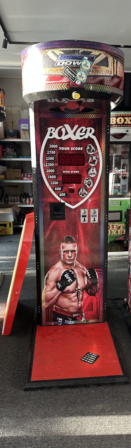 Gebrauchter Boxautomat mit 2 Münzprüfer und 1 Scheinprüfer